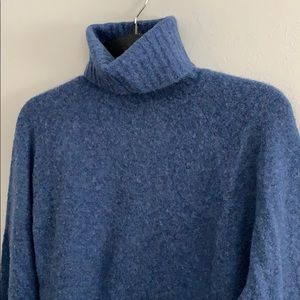 Club Monaco Cashmere Turtleneck in gorgeous blue